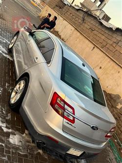 Ford Taurus